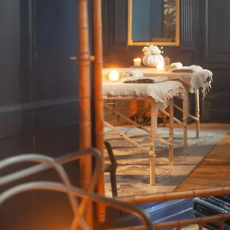 Les Myrrhophores Et Spa, D'hotes Et De Charme Bed & Breakfast
