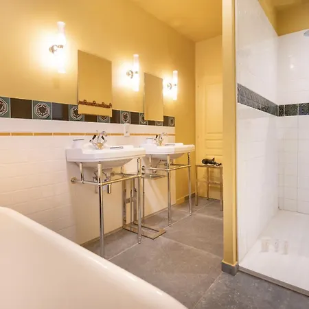 Les Myrrhophores Et Spa, D'hotes Et De Charme 3*